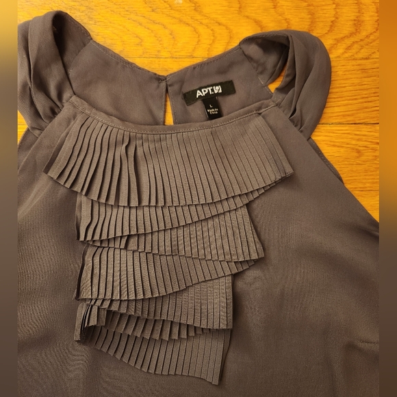 Apt. 9 Dark Gray Pleated Ruffleneck Sleeveless Lined Blouse Women's Size L - Picture 6 of 13